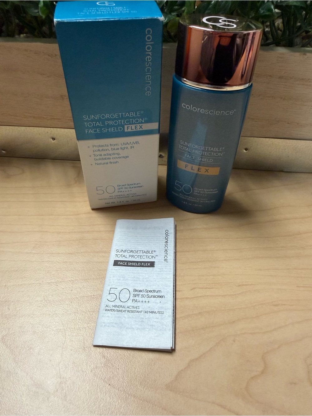 Colorescience Total Protection FLEX (NEW!) - Picture 2 of 13